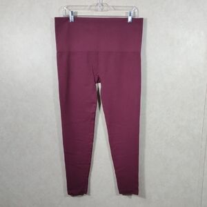 05141 Breezies maroon cropped leggings 1X